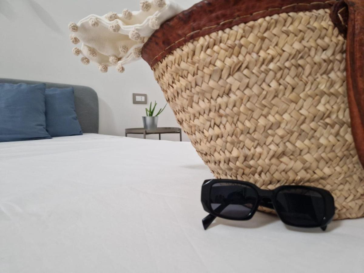 Vaaz Rooms Sannicandro di Bari Exteriör bild